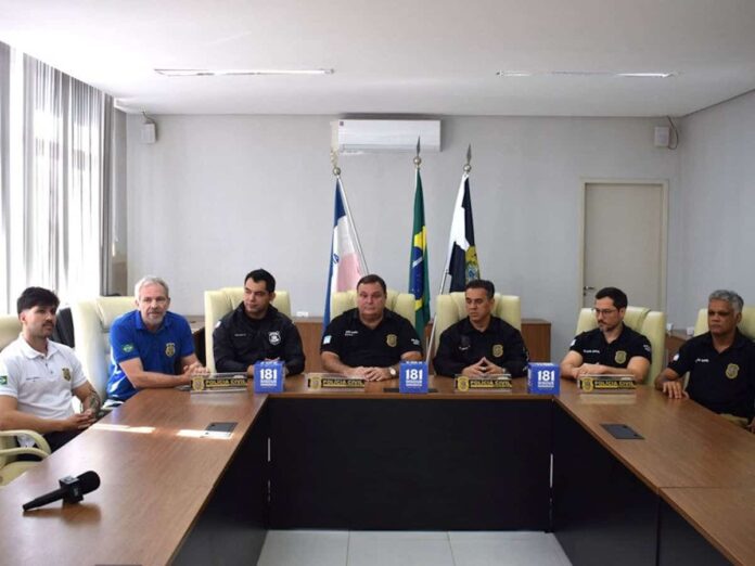 polícia lazaro